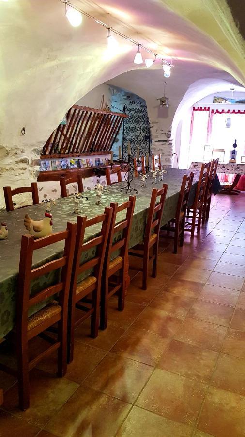 Chambres D'Hotes La Dorgisane Venterol  Εξωτερικό φωτογραφία