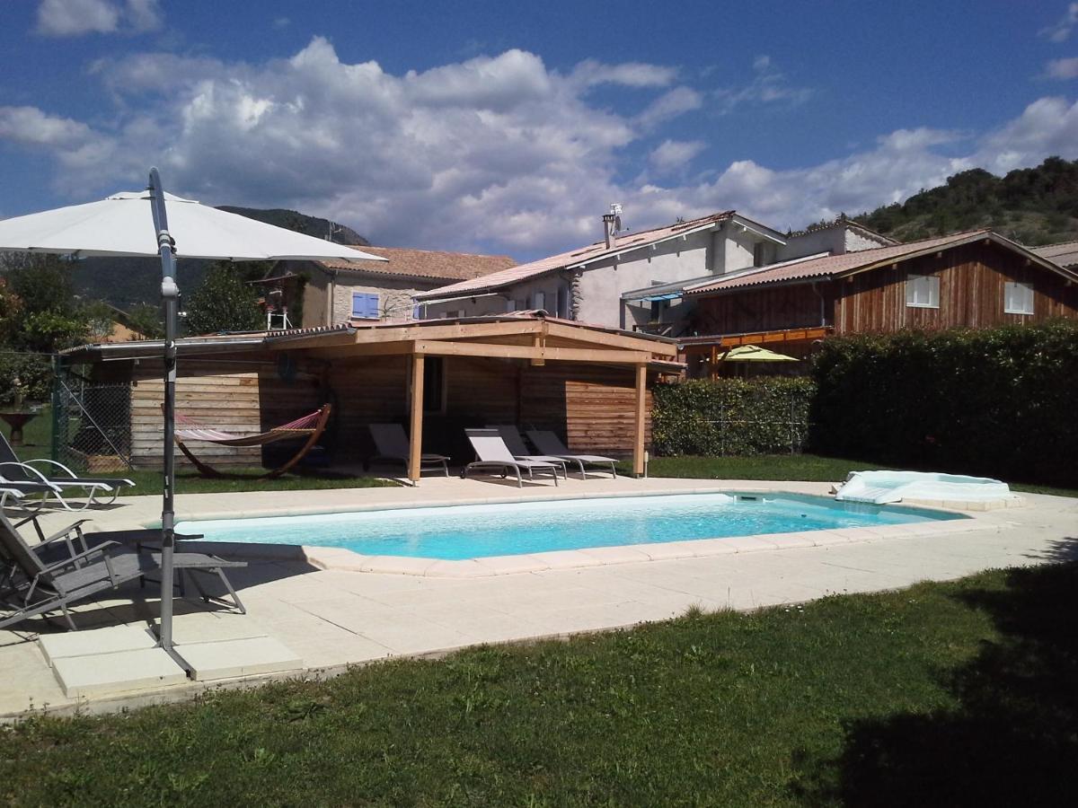 Chambres D'Hotes La Dorgisane Venterol  Εξωτερικό φωτογραφία