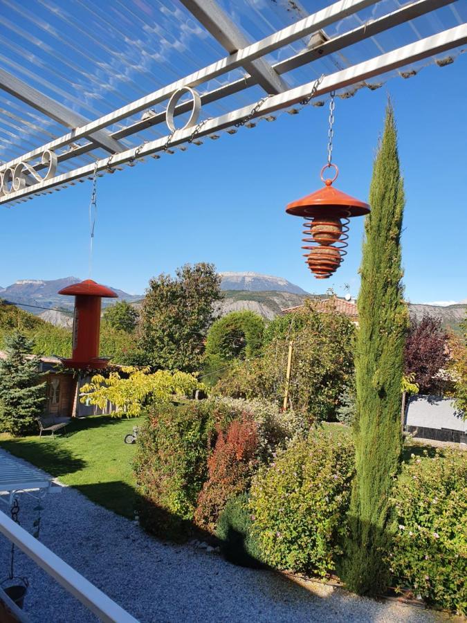 Chambres D'Hotes La Dorgisane Venterol  Εξωτερικό φωτογραφία