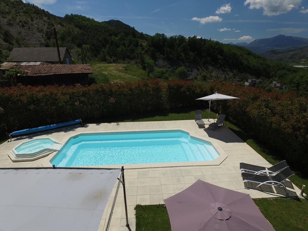 Chambres D'Hotes La Dorgisane Venterol  Εξωτερικό φωτογραφία